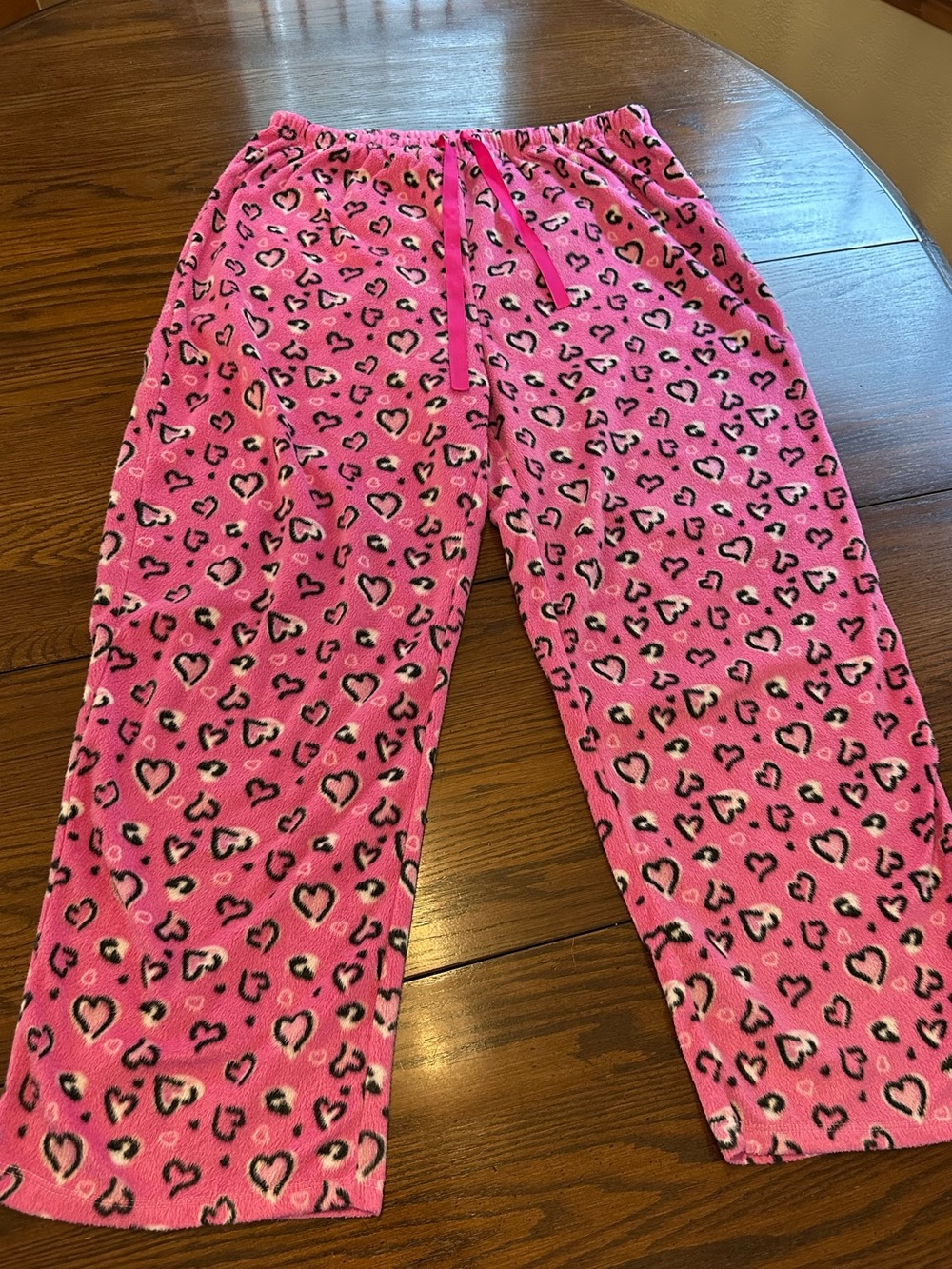 Women’s Pink Heart Print Fleece Pajama Pants